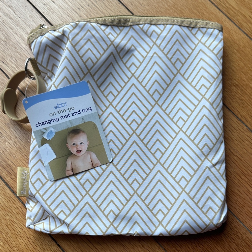 Geometric White and Gold On The Go Changing Mat